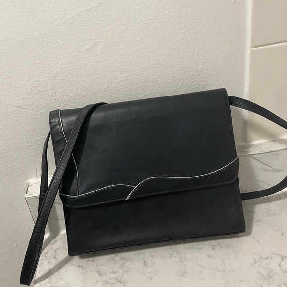 Navy Bally leather bag - Picture 3 of 4